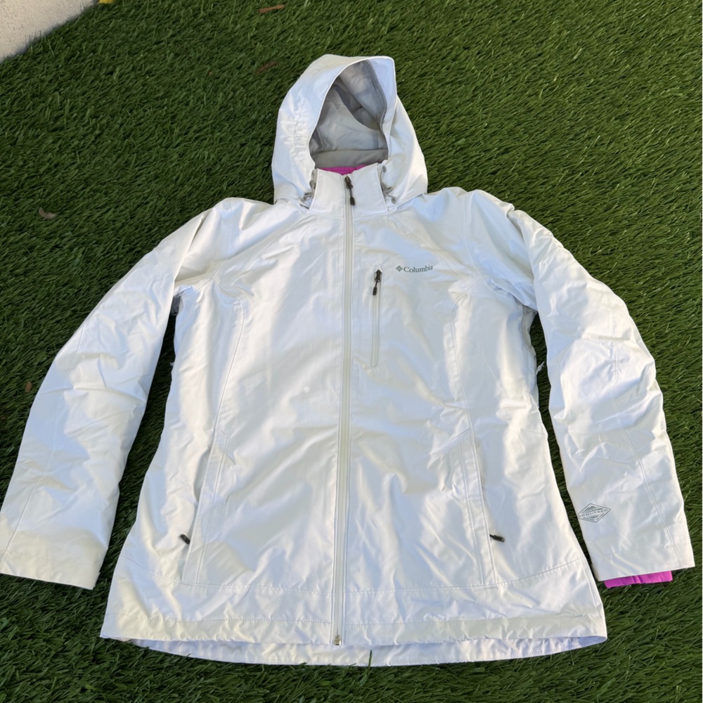 Columbia Women's Interchangeable White Ski Jacket